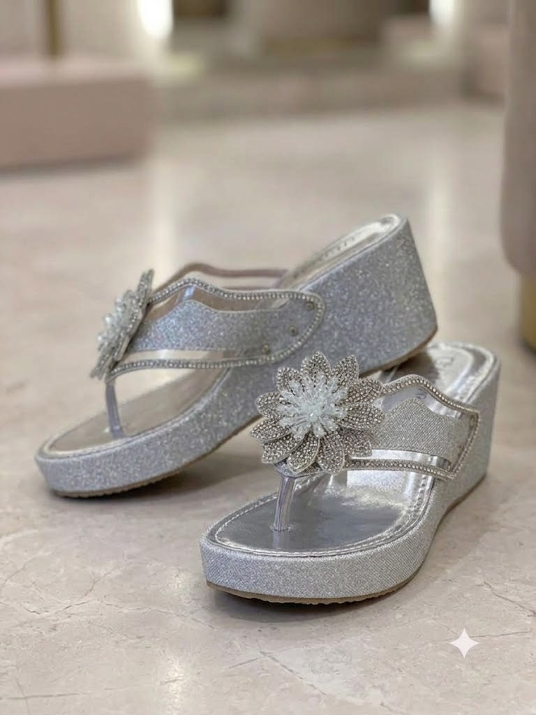 Formal Wedges For Women In Pakistan At Best Price